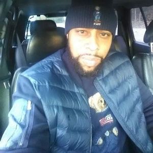 Meet your Posher, Nigel